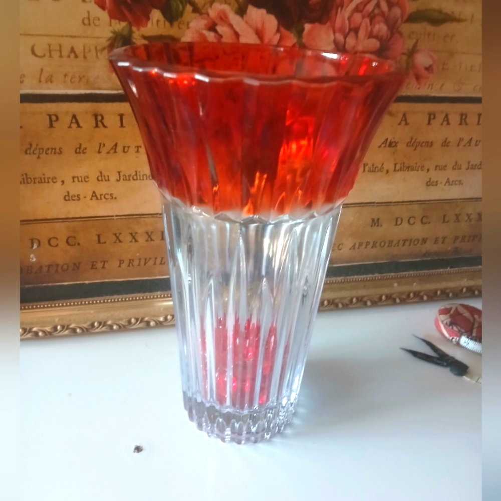 Elegant Red and Clear Glass Vase
